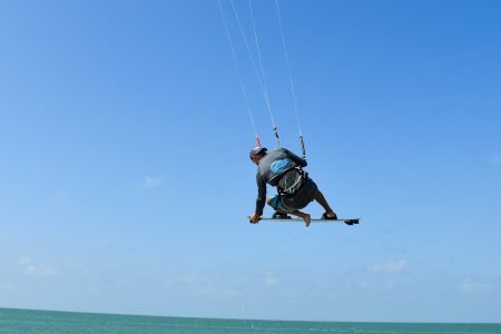 Kite Center Sri Lanka -Kite Discovery (Short line Kite Flying)